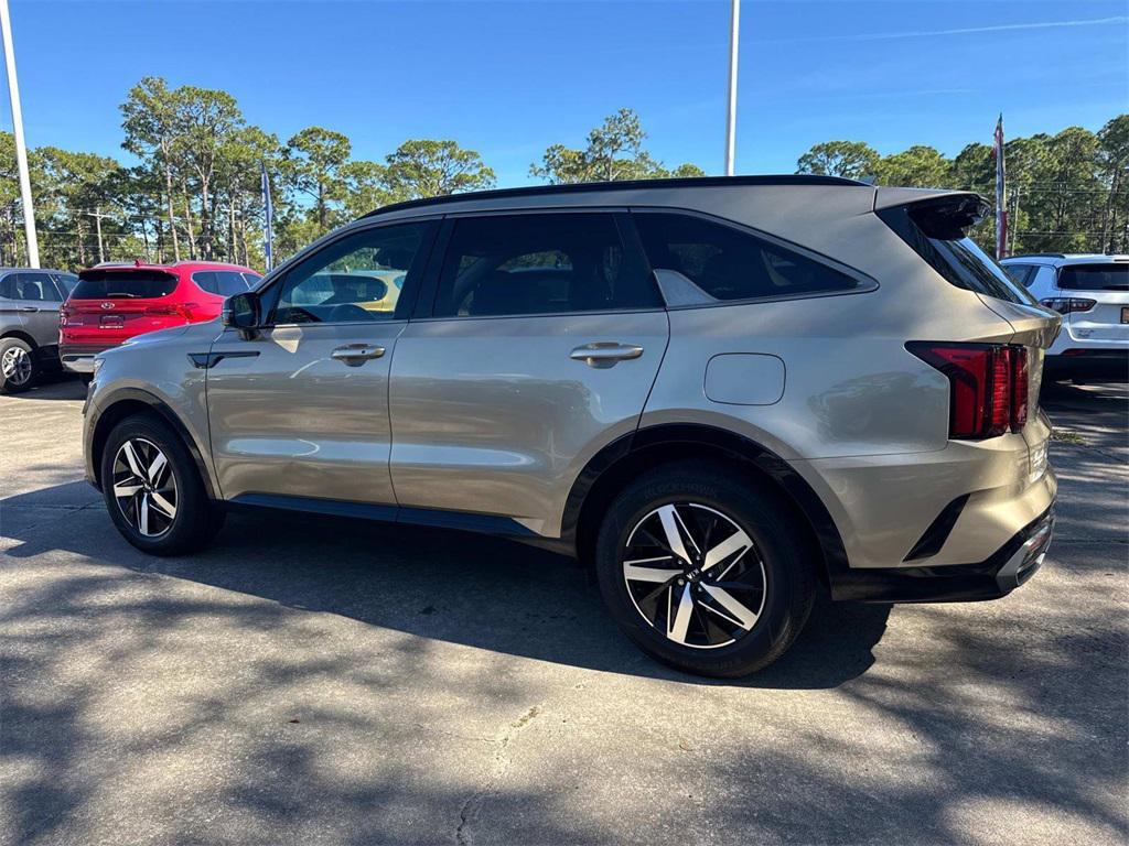 used 2021 Kia Sorento car, priced at $21,555