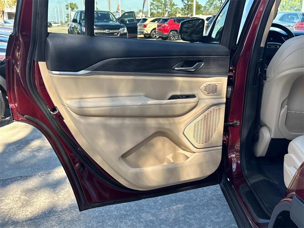 used 2021 Jeep Grand Cherokee L car, priced at $29,555