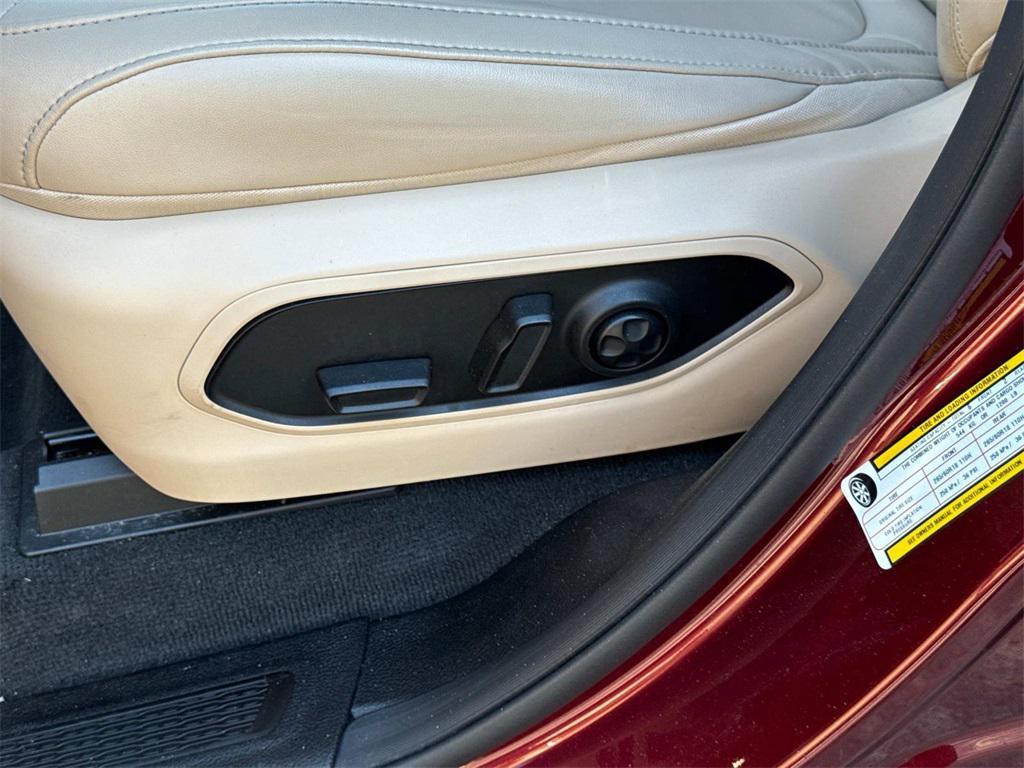 used 2021 Jeep Grand Cherokee L car, priced at $29,555