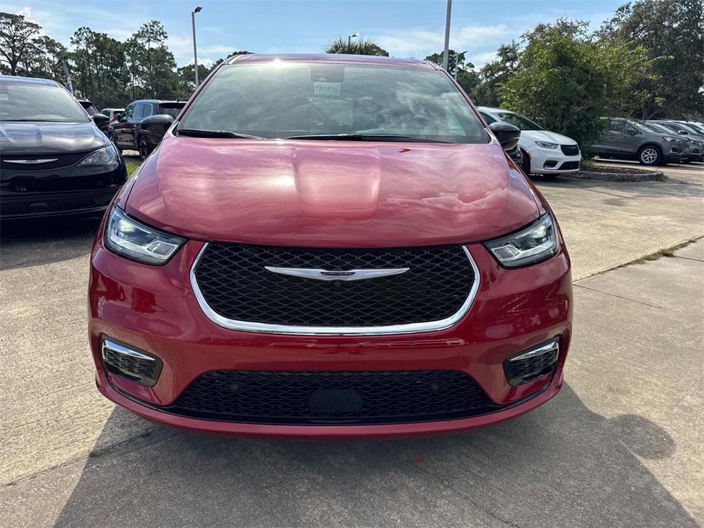 new 2026 Chrysler Pacifica car, priced at $46,930