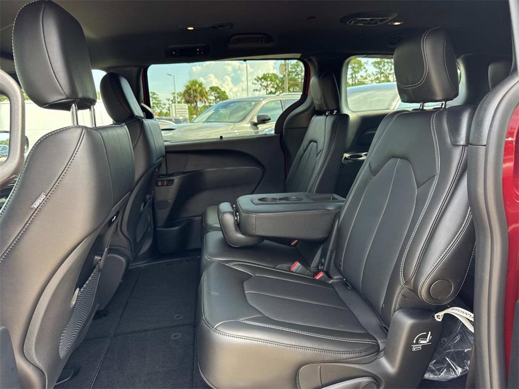 new 2026 Chrysler Pacifica car, priced at $46,930