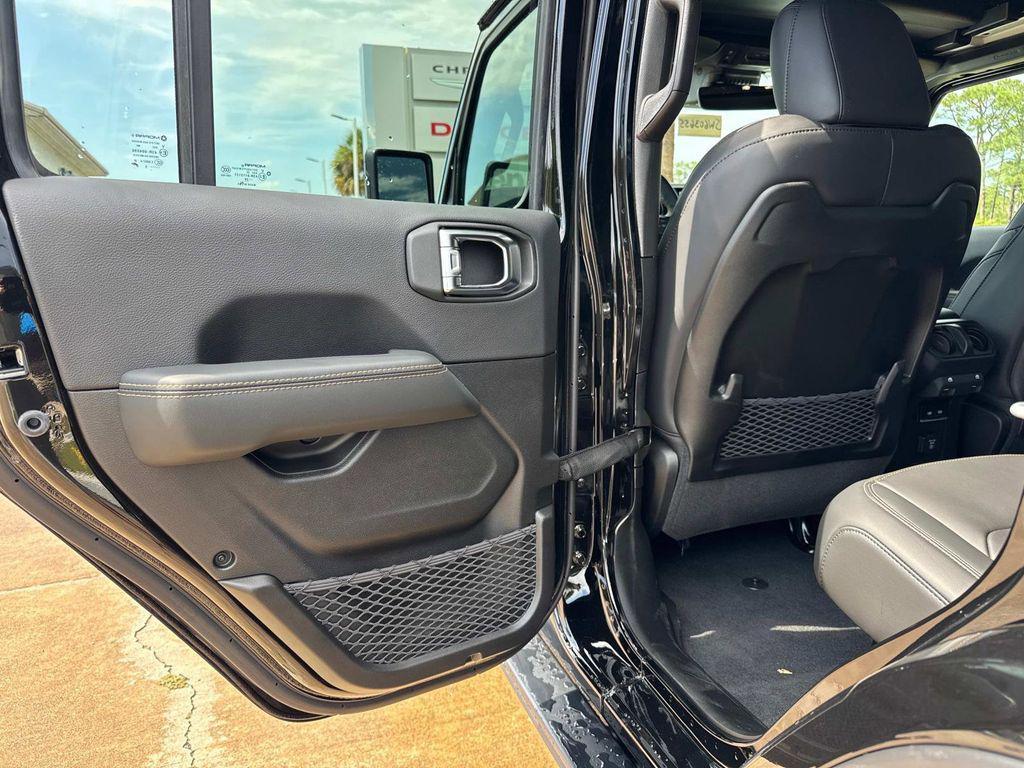 new 2025 Jeep Wrangler car, priced at $107,210