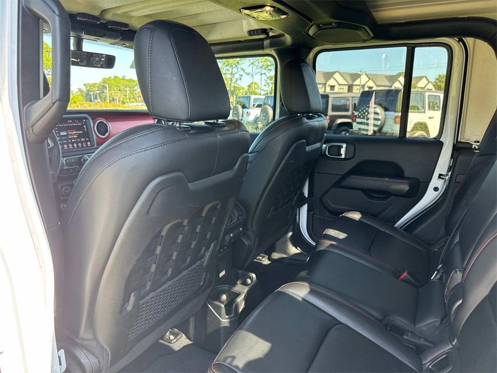 used 2023 Jeep Gladiator car, priced at $35,555