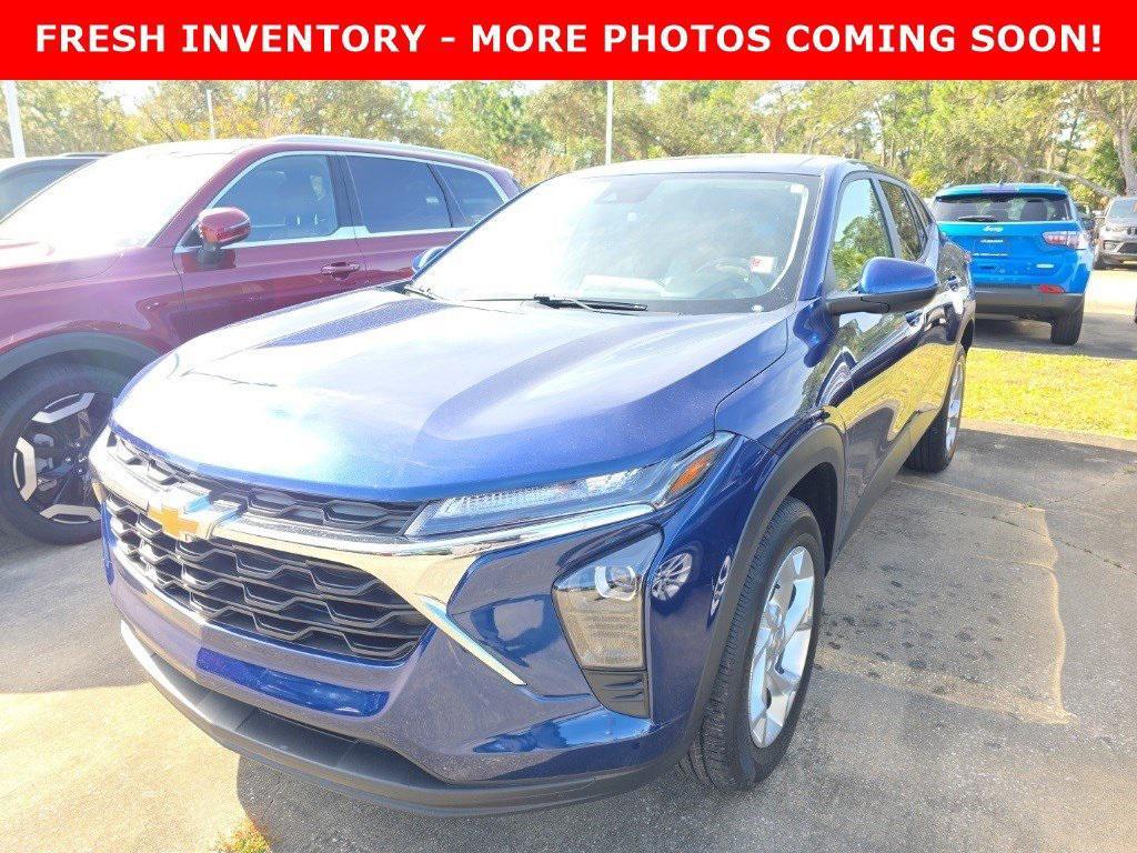 used 2024 Chevrolet Trax car, priced at $18,444
