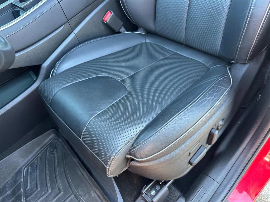 used 2021 Hyundai Santa Fe car, priced at $26,555