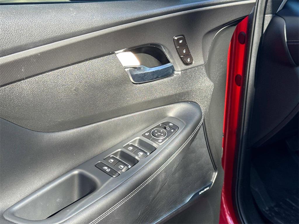 used 2021 Hyundai Santa Fe car, priced at $26,555