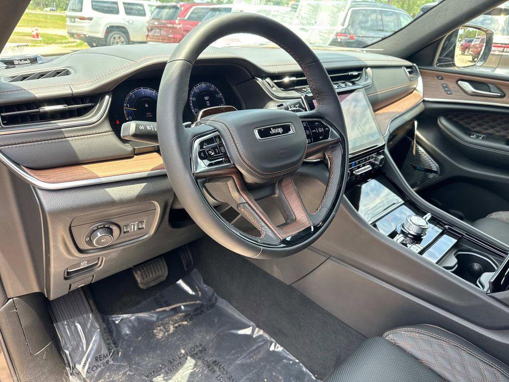 new 2025 Jeep Grand Cherokee L car, priced at $72,420