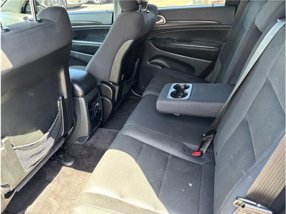 used 2016 Jeep Grand Cherokee car, priced at $11,995