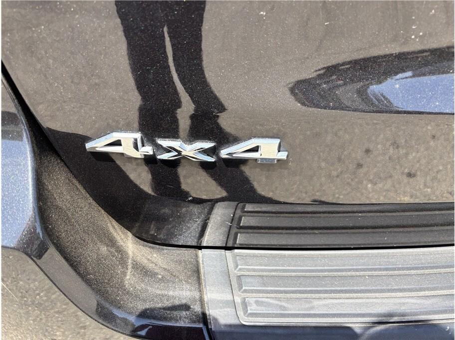 used 2016 Jeep Grand Cherokee car, priced at $11,995