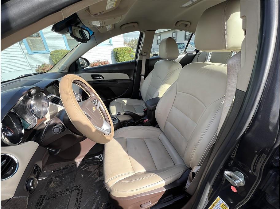 used 2014 Chevrolet Cruze car, priced at $6,495