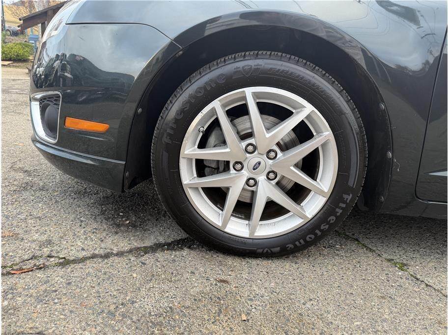 used 2010 Ford Fusion car, priced at $3,995