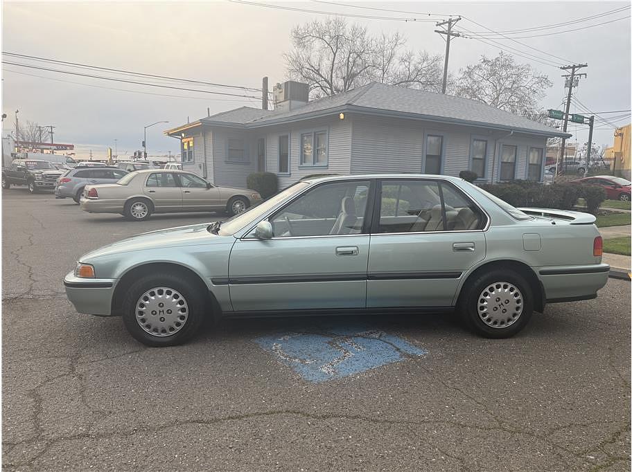used 1992 Honda Accord car, priced at $14,995