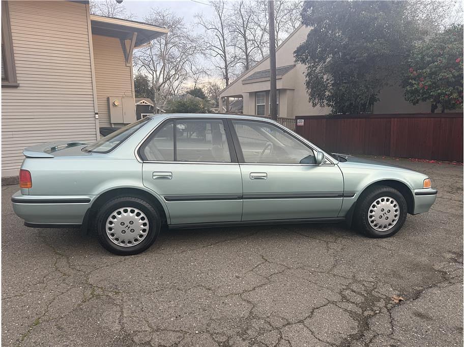 used 1992 Honda Accord car, priced at $14,995