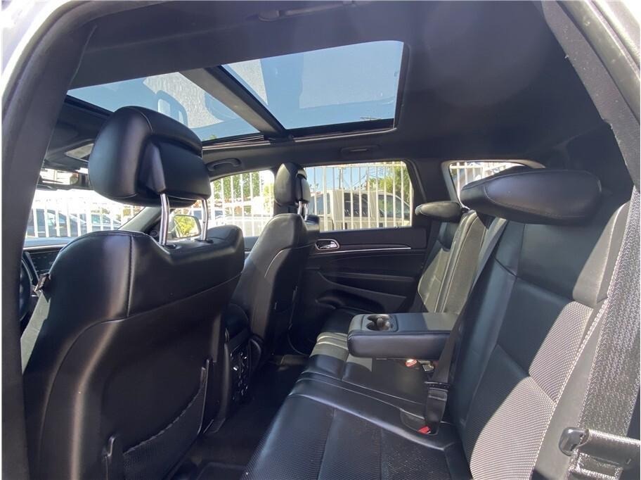 used 2015 Jeep Grand Cherokee car, priced at $11,995