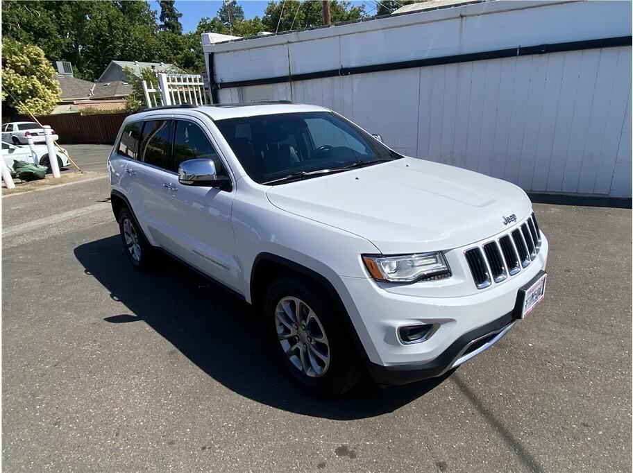 used 2015 Jeep Grand Cherokee car, priced at $11,995