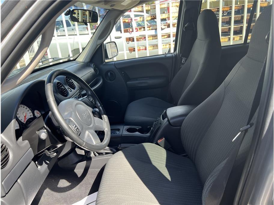 used 2004 Jeep Liberty car, priced at $6,995