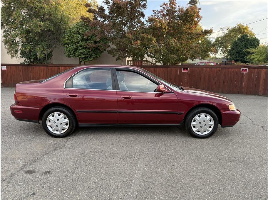 used 1996 Honda Accord car, priced at $5,995