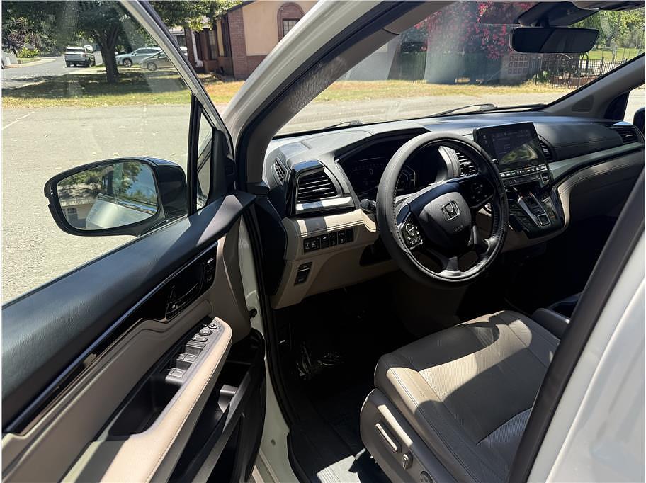 used 2018 Honda Odyssey car, priced at $22,995
