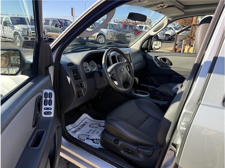 used 2007 Ford Escape Hybrid car, priced at $6,195