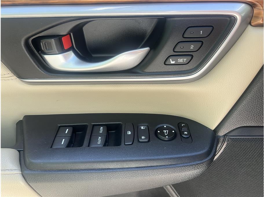 used 2017 Honda CR-V car, priced at $16,495