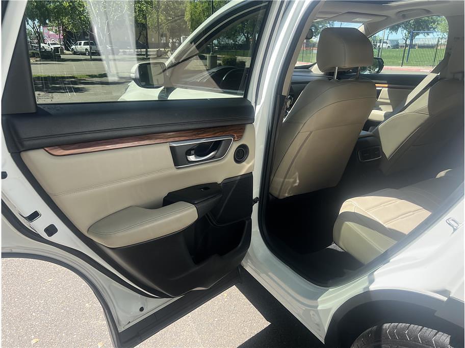 used 2017 Honda CR-V car, priced at $16,495