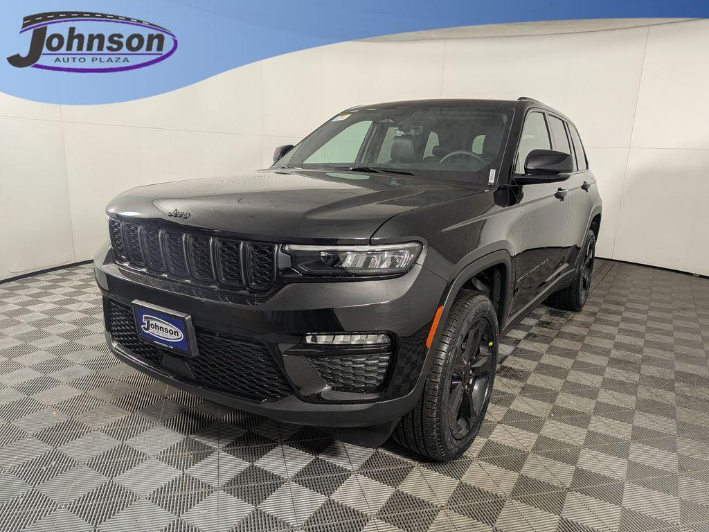 new 2025 Jeep Grand Cherokee car, priced at $47,169
