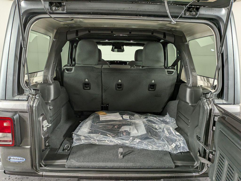new 2026 Jeep Wrangler car, priced at $47,093
