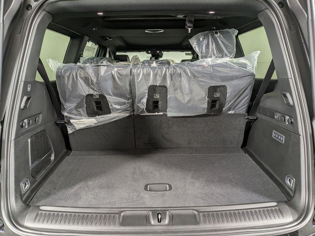 new 2026 Jeep Grand Wagoneer car, priced at $84,924