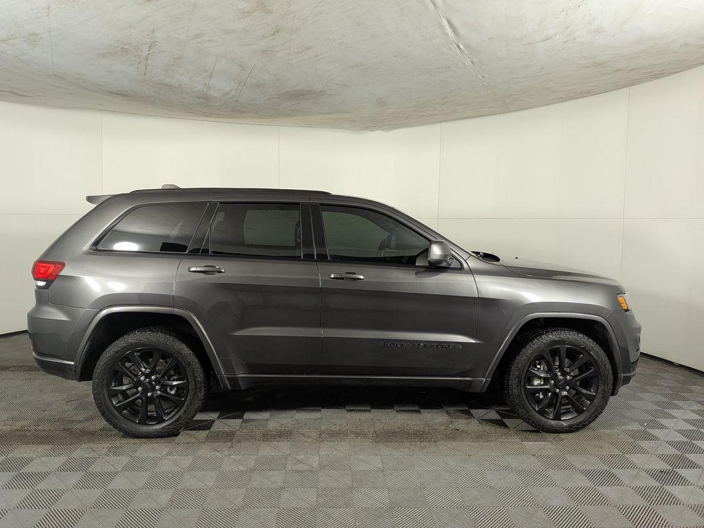 used 2021 Jeep Grand Cherokee car, priced at $22,792