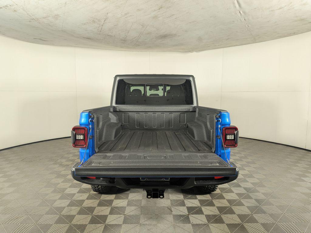 new 2026 Jeep Gladiator car, priced at $52,859