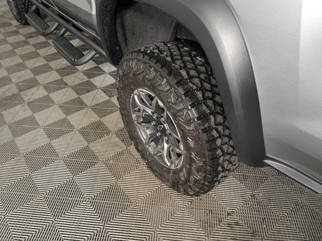 new 2026 Chevrolet Traverse car, priced at $50,604