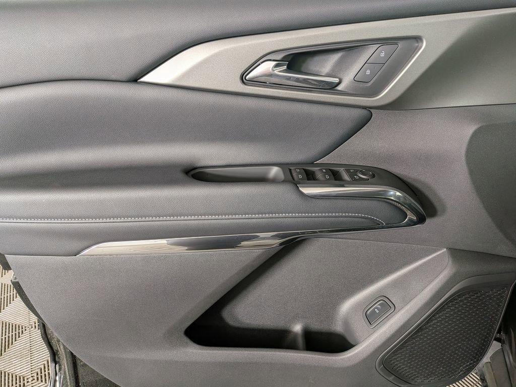 new 2026 Chevrolet Traverse car, priced at $50,604