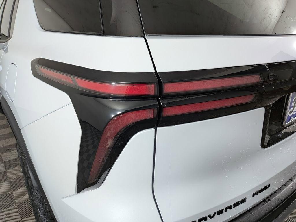 new 2026 Chevrolet Traverse car, priced at $55,114