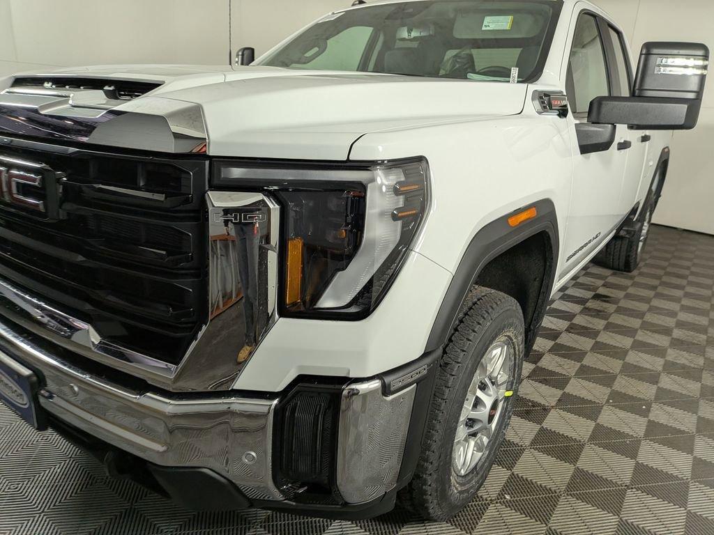 new 2026 GMC Sierra 2500 car, priced at $58,884