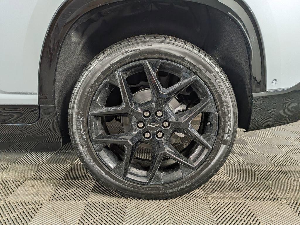 new 2026 Chevrolet Traverse car, priced at $60,989