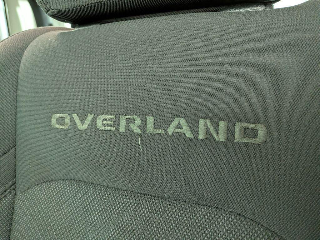 used 2023 Jeep Gladiator car, priced at $27,111