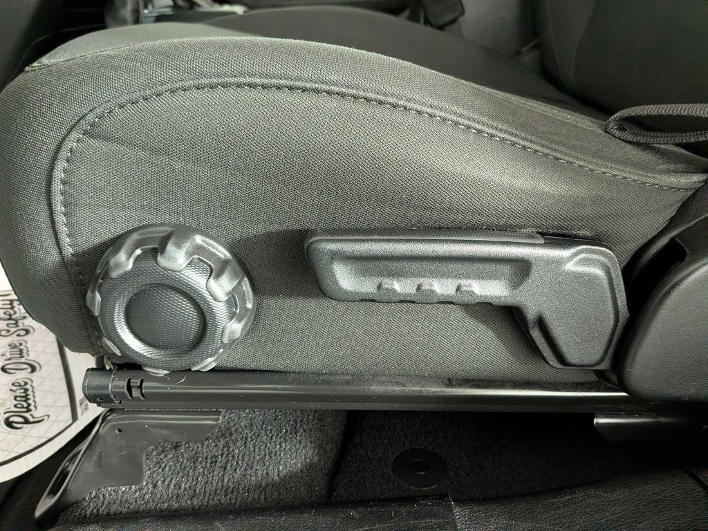 used 2023 Jeep Gladiator car, priced at $27,111