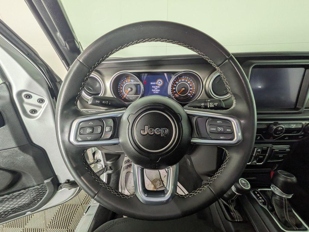 used 2023 Jeep Gladiator car, priced at $27,111