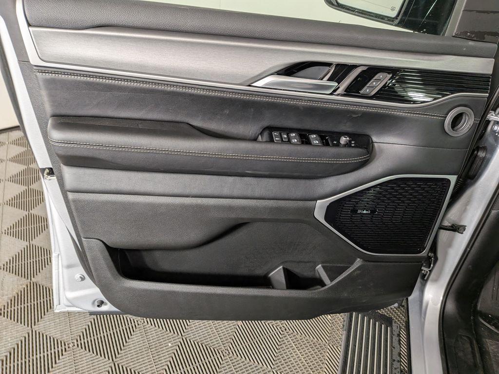 new 2026 Jeep Grand Wagoneer car, priced at $83,254