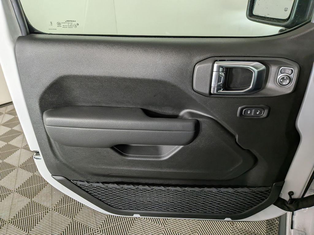 new 2026 Jeep Wrangler car, priced at $44,564