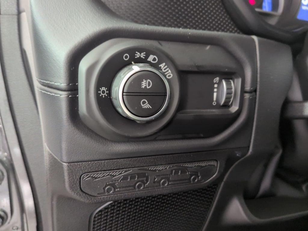 new 2026 Jeep Gladiator car, priced at $55,023