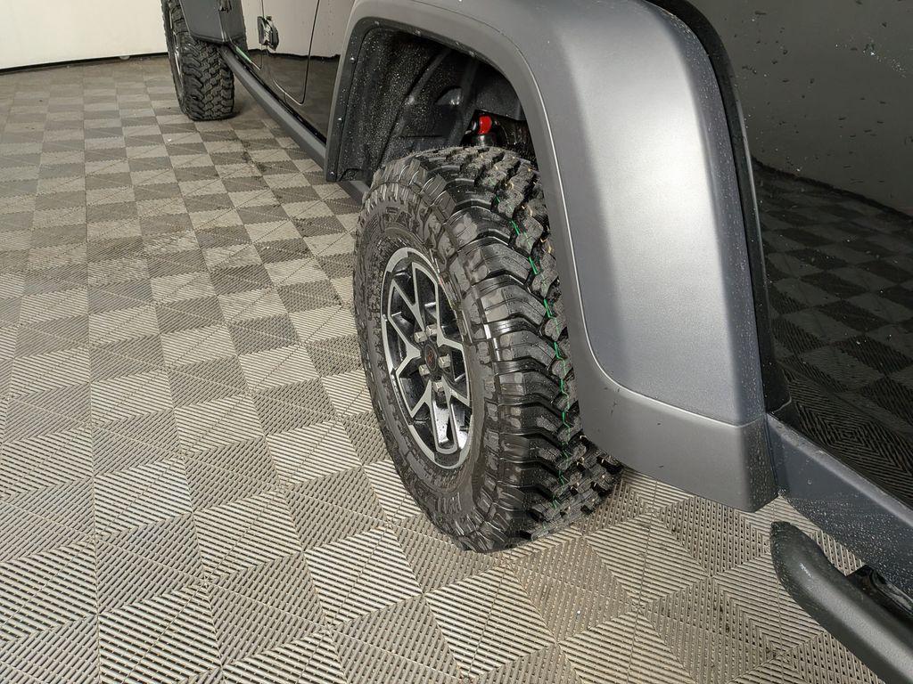 new 2026 Jeep Gladiator car, priced at $49,987