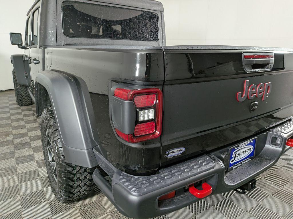 new 2026 Jeep Gladiator car, priced at $49,987
