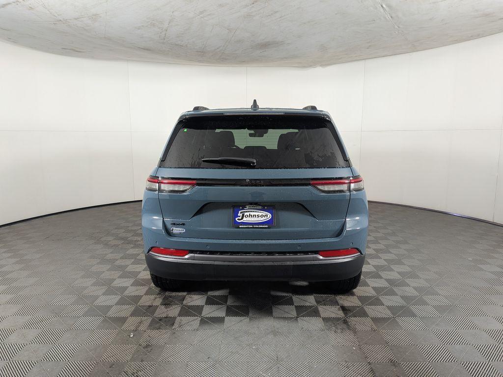 new 2026 Jeep Grand Cherokee car, priced at $50,043