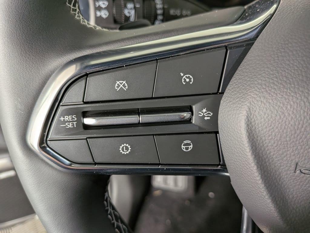 new 2026 Chevrolet Traverse car, priced at $62,089