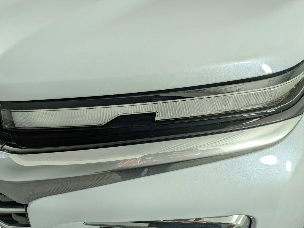 new 2026 Chevrolet Traverse car, priced at $61,089