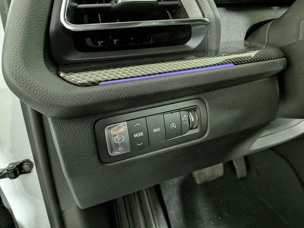 new 2026 Chevrolet Traverse car, priced at $62,089