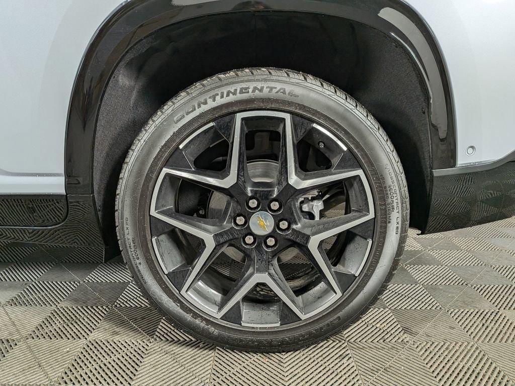 new 2026 Chevrolet Traverse car, priced at $62,089