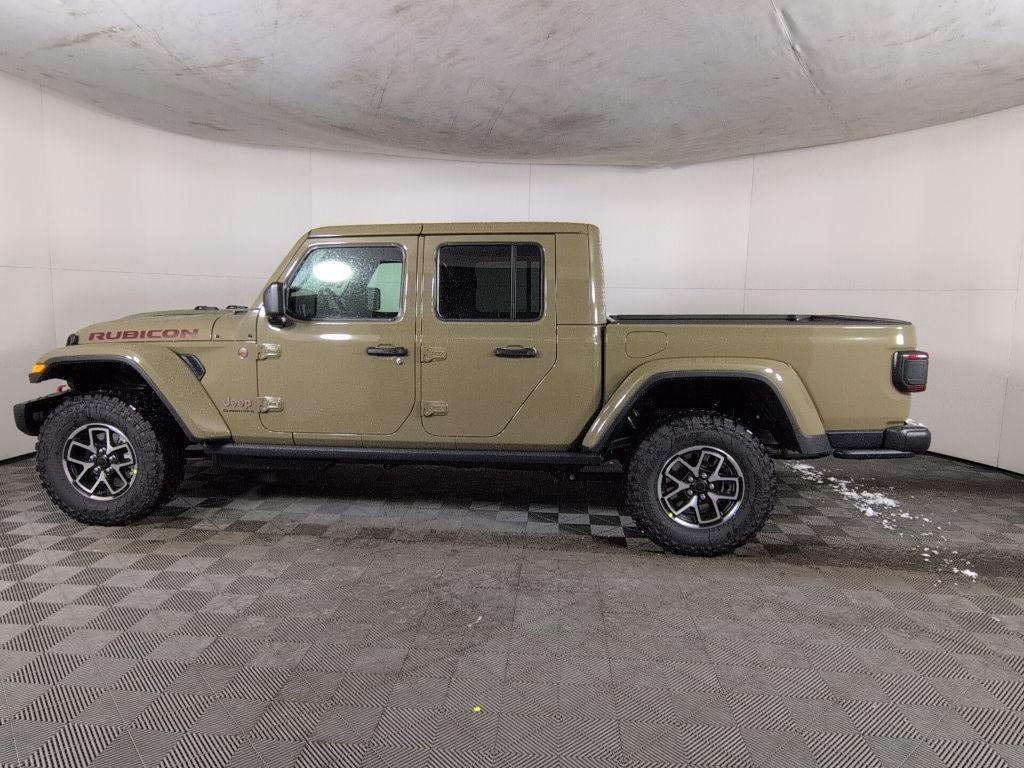 new 2026 Jeep Gladiator car, priced at $55,023