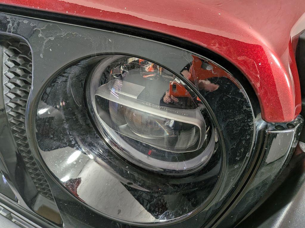 used 2021 Jeep Wrangler Unlimited car, priced at $28,912